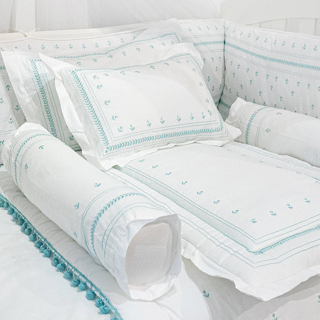 Elegant top baby bedding