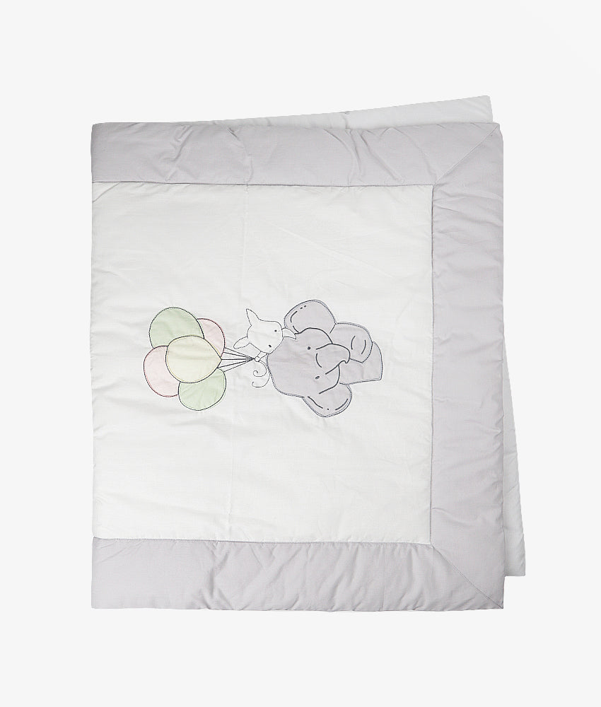 Elegant Smockers LK | Baby Comforter Quilt – Circus Theme | Sri Lanka