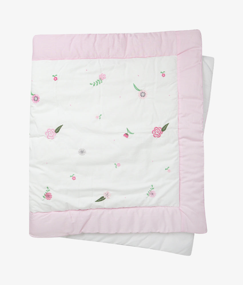 Elegant Smockers LK | Baby Comforter Quilt – Flower Theme | Sri Lanka