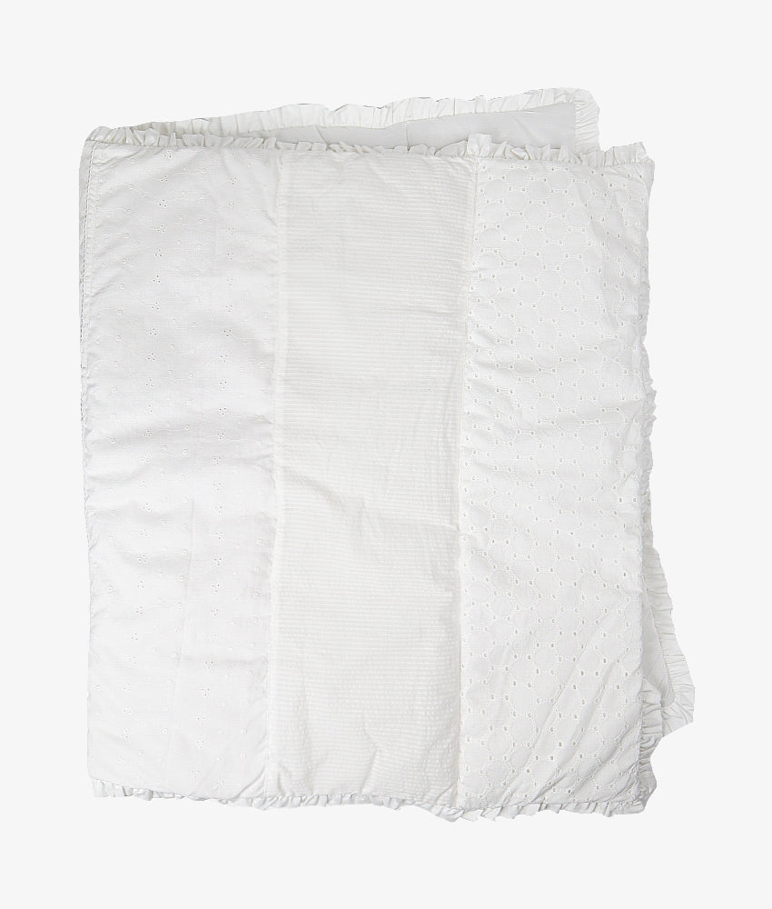 Elegant Smockers LK | Baby Comforter Quilt – Classic White Theme | Sri Lanka