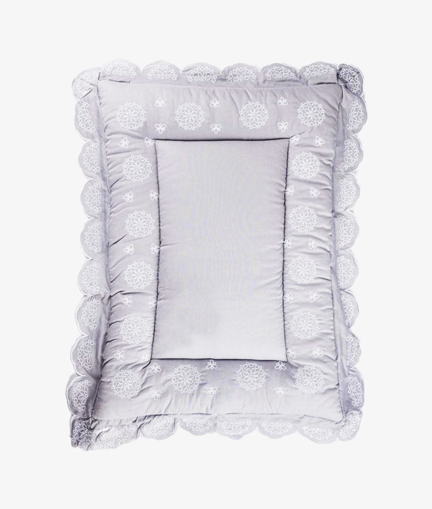 Elegant Smockers LK | Baby Hand Quilt– Dandelion Theme | Sri Lanka