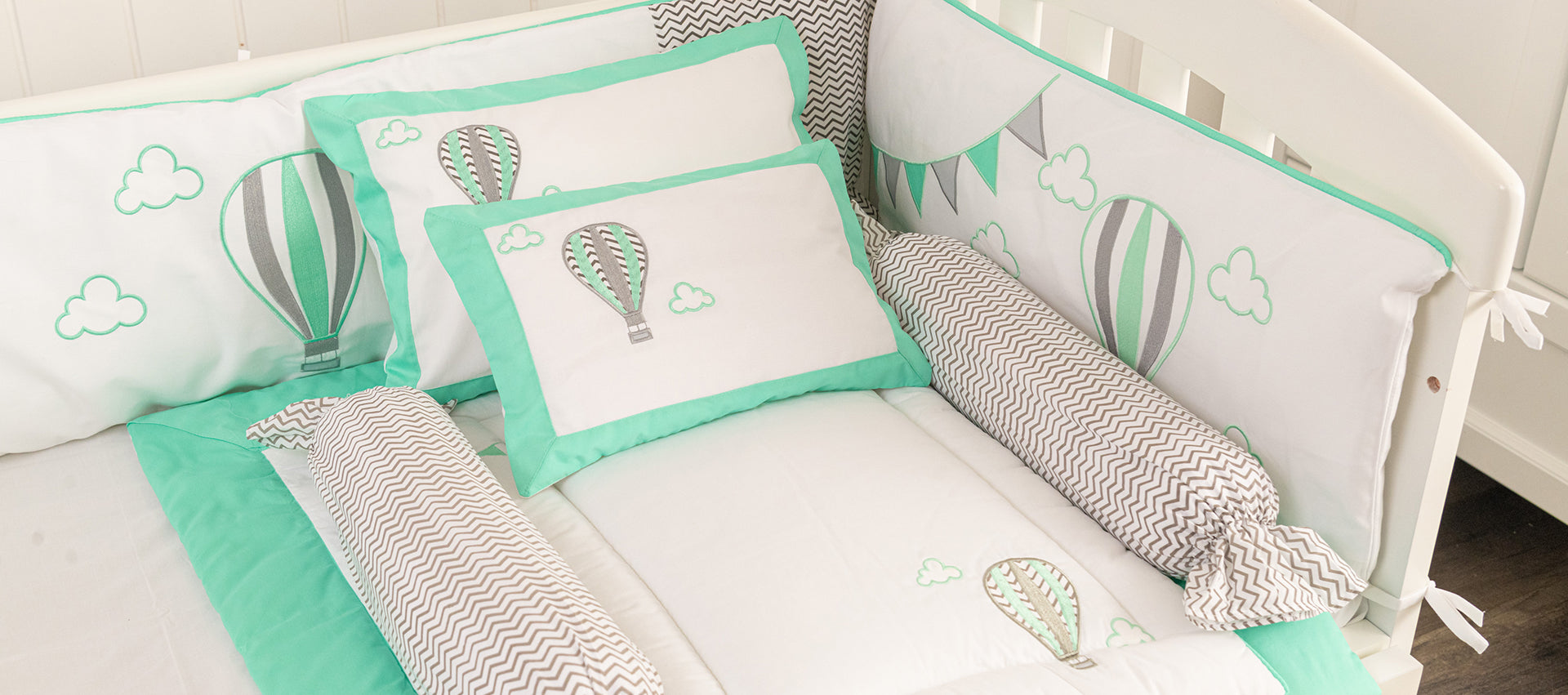 HOT AIR BALLOON THEME