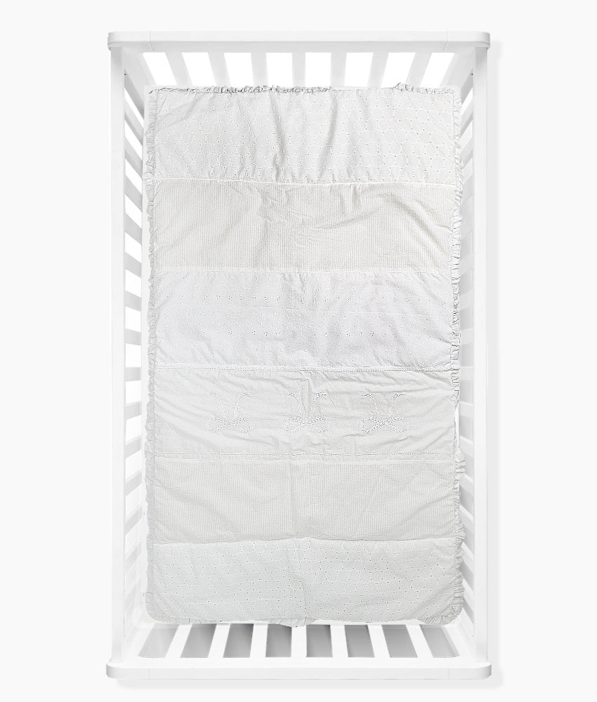 Elegant Smockers LK | Baby Comforter Quilt – Classic White Theme | Sri Lanka 
