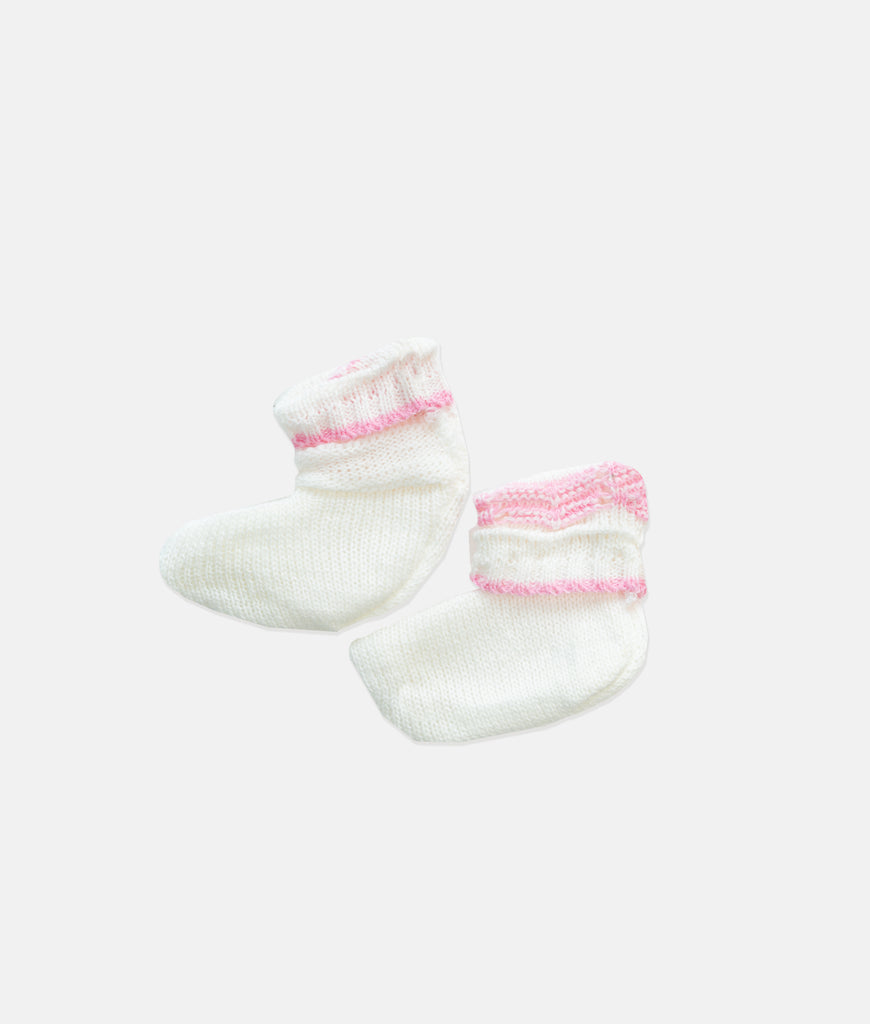 Elegant Smockers LK | Baby Woolen 04pcs Set - White - Pink | Sri Lanka 